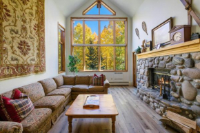 Highlands Lodge 406 by East West Hospitality Beaver Creek